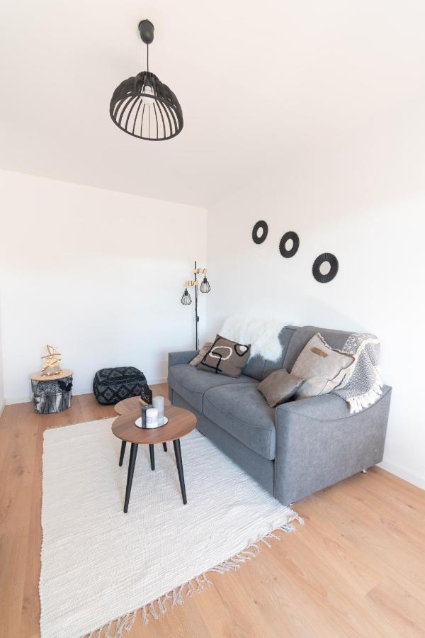 Bienvenue Chez Vous Tres Calme Et En Plein Centre Apartment Mantes-la-Jolie ภายนอก รูปภาพ
