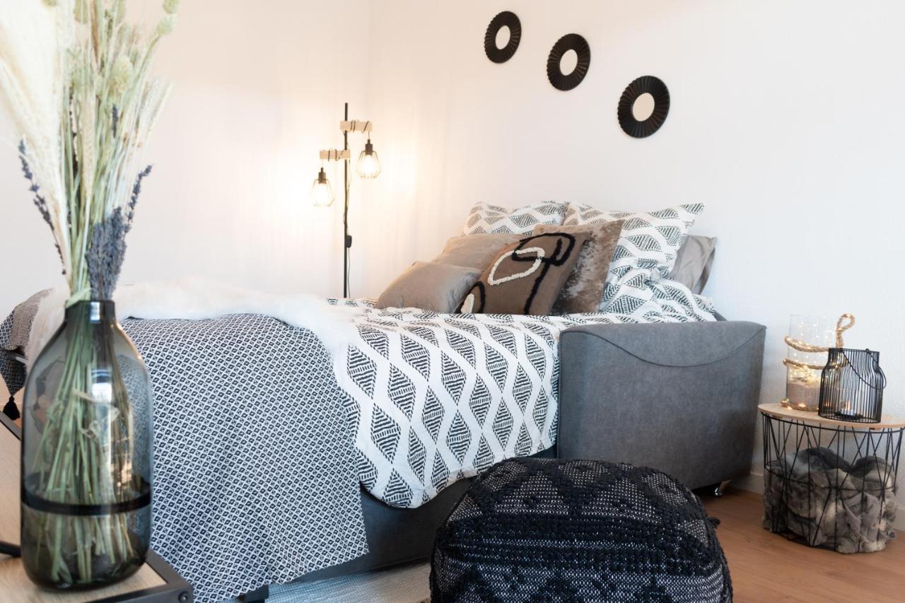 Bienvenue Chez Vous Tres Calme Et En Plein Centre Apartment Mantes-la-Jolie ภายนอก รูปภาพ